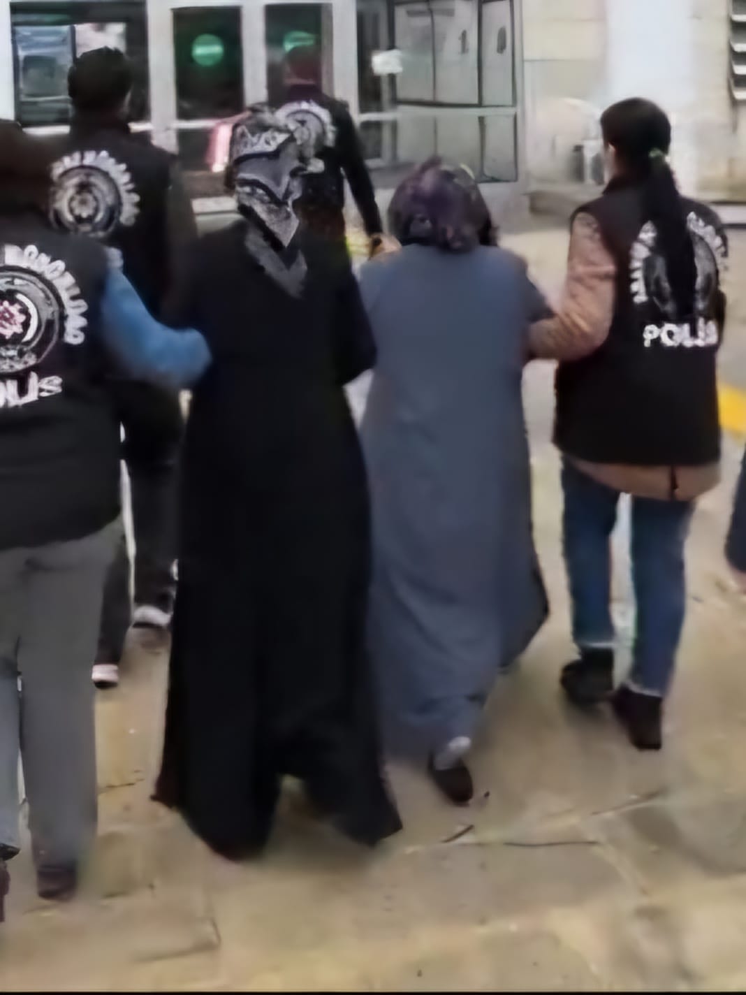 Hırsız Kadınlar Tutuklandı