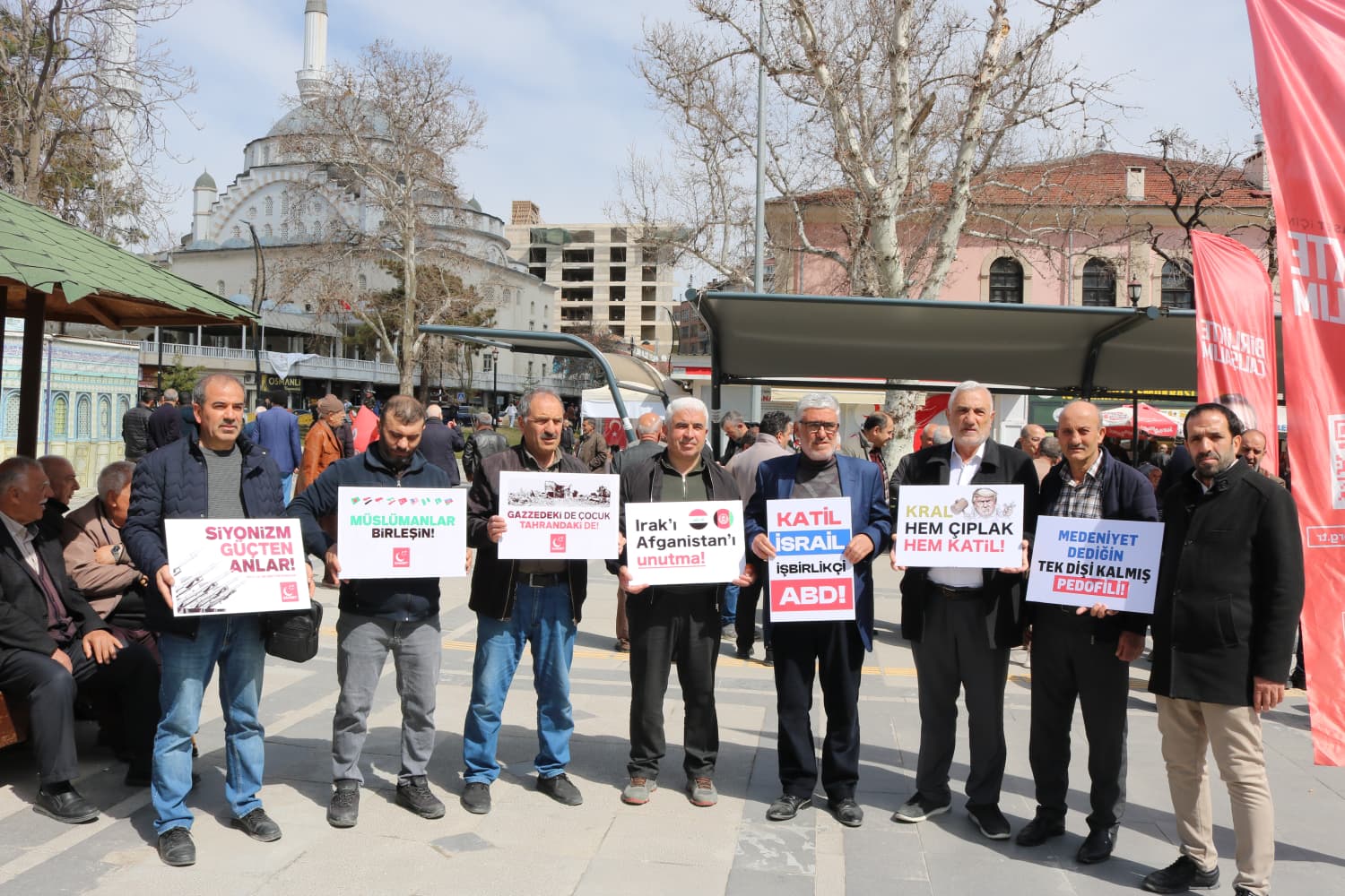  Saadet Partisi’nden  Zalimlere Lanet, Mazlumlara Destek Açıklaması
